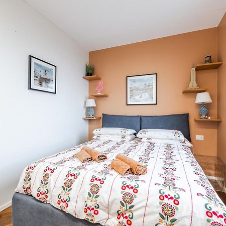 The Visionary Home - Navigli Area ミラノ エクステリア 写真